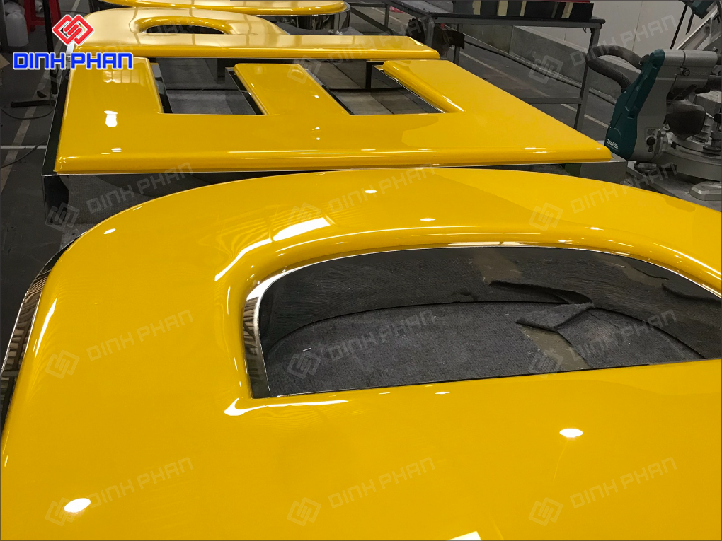 In UV mica Phú Yên sắc nét, bền đẹp