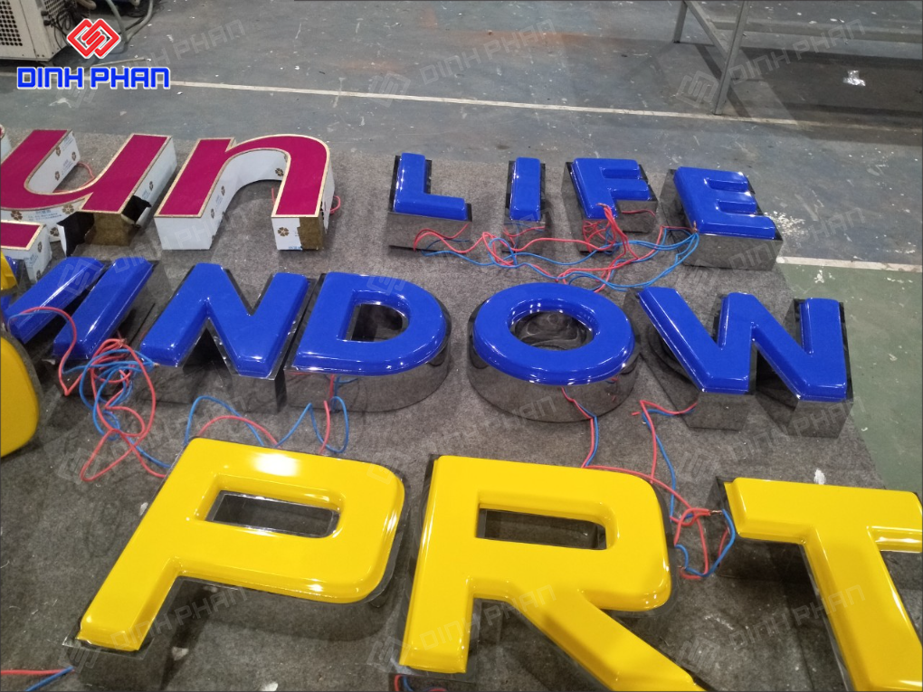 In UV mica Phú Yên