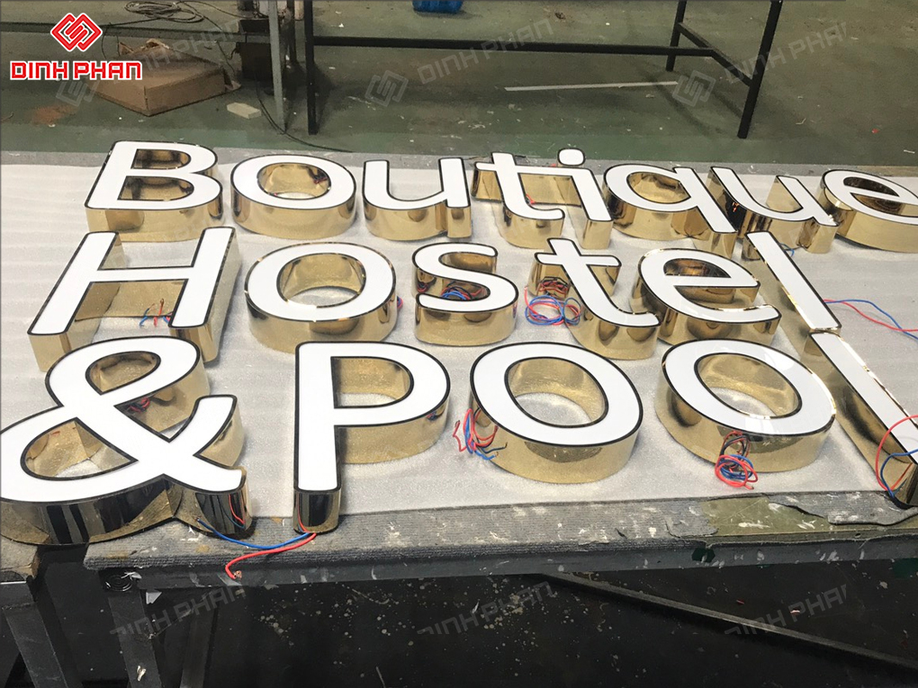 Làm bảng hiệu Ninh Thuận chuyên nghiệp, bền đẹp Bảng hiệu tiệm thời trang