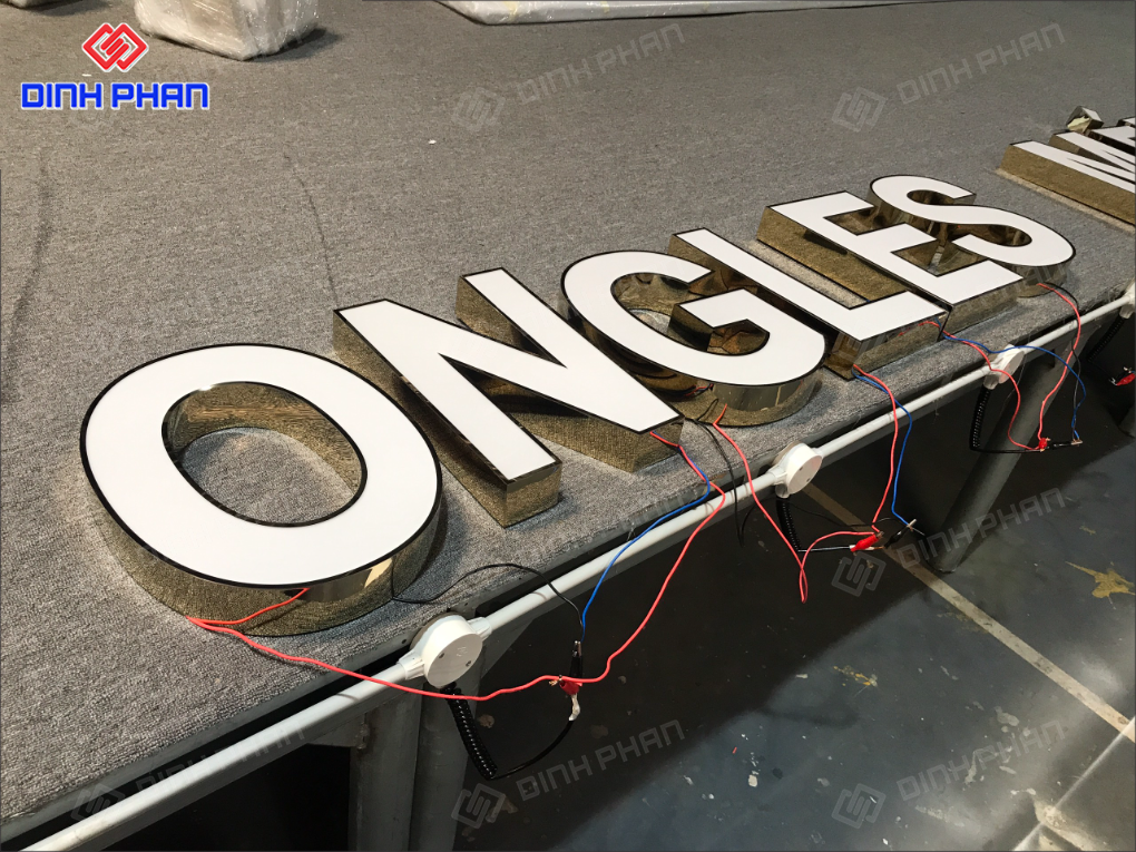 Làm chữ inox Bình Định