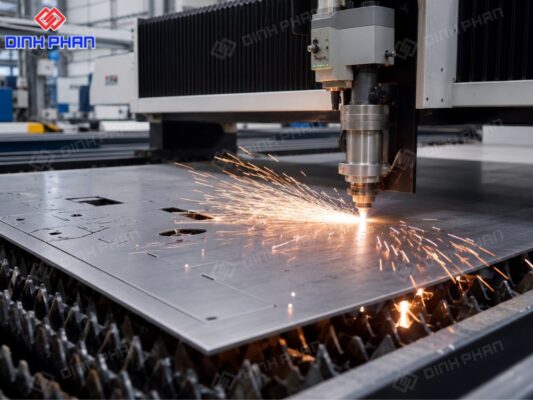 Cắt tôn tấm BMT đẹp, giá rẻ và đúng kích thước
