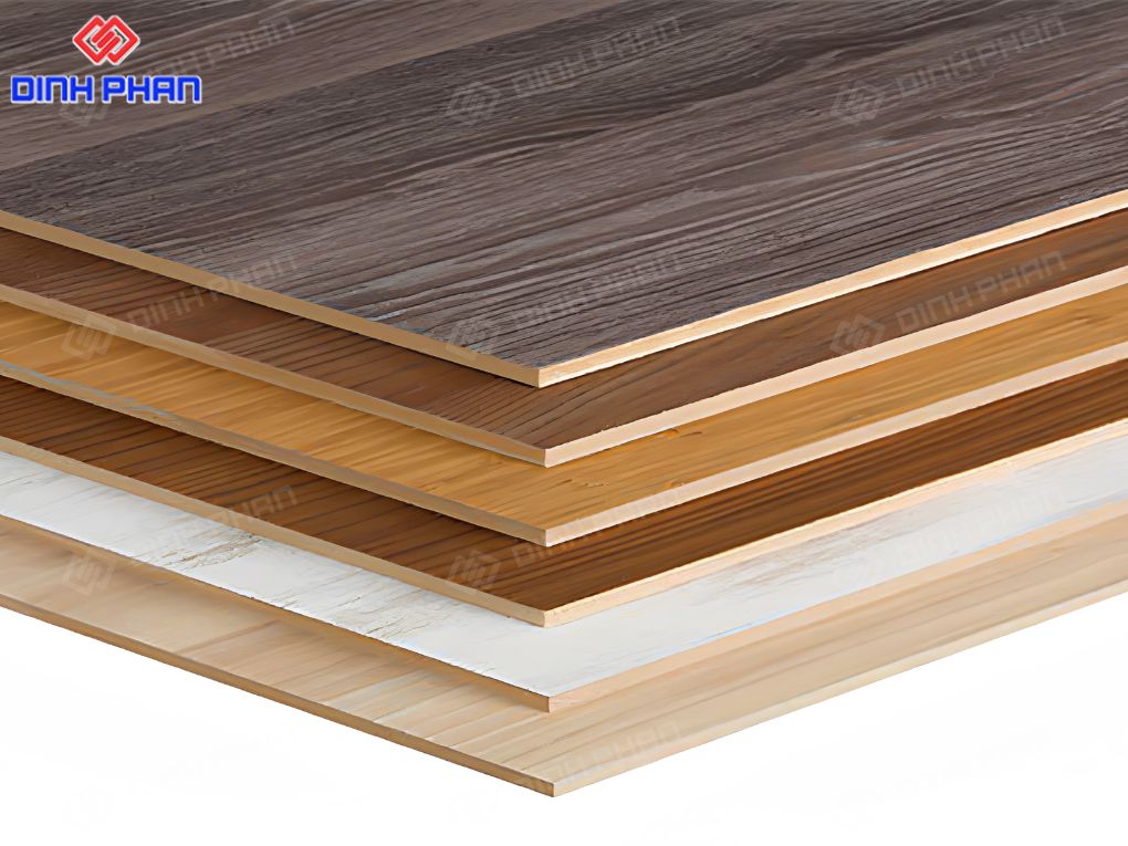 Mẫu ván gỗ đa dạng màu sắc và bề mặt.
