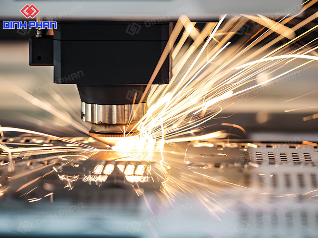 Gia công CNC BMT đẹp, chuẩn và dễ ứng dụng Cắt Laser Fiber siêu tốc, chính xác tuyệt đối