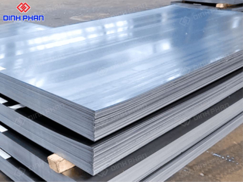 Cắt sắt tấm BMT đẹp, nhanh và đúng kích thước