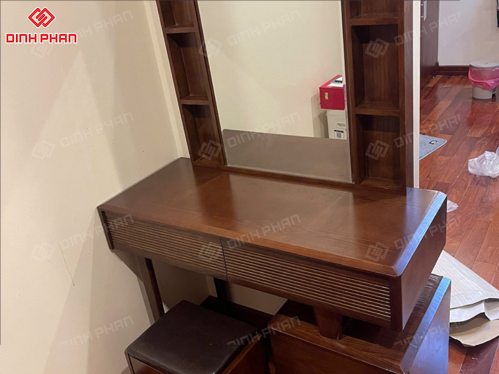 Bàn trang điểm BMT: Mẫu đẹp, giá xưởng & địa chỉ uy tín
