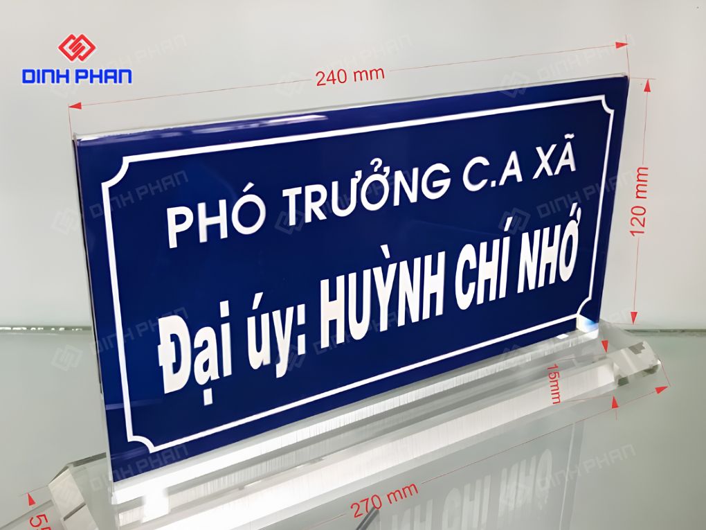Bảng tên phòng bằng Mica